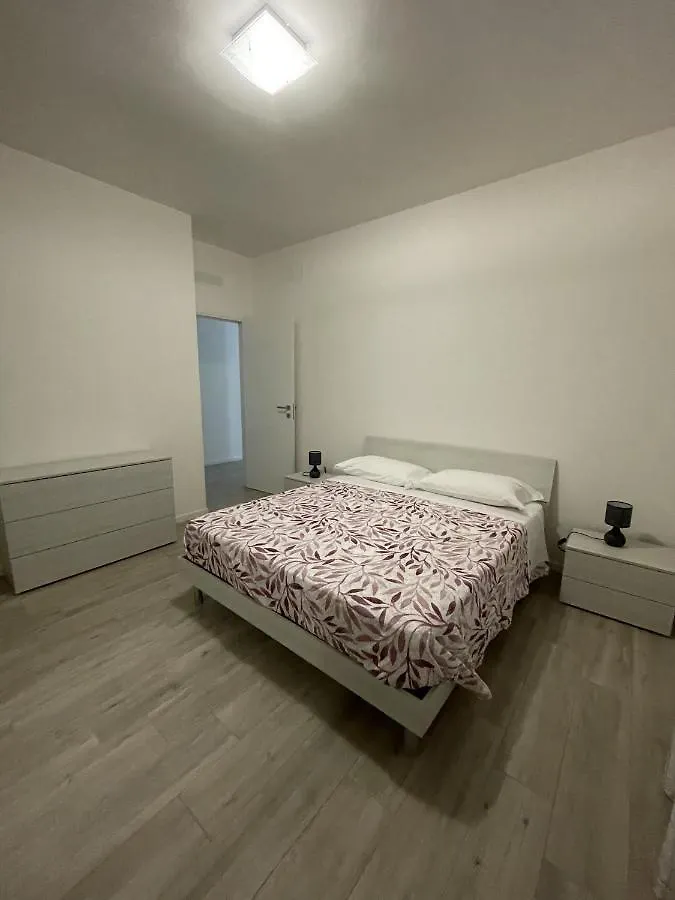 شقة Residenza Gasparoni Di Guidi Eleonora فيرونا إيطاليا